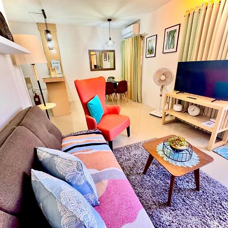 Fully Furnished Apartment With Netflix And Wifi Batangas Exterior foto